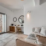 Alissachni Mykonos (adults Only) Otel Psarrou